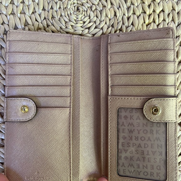 Kate Spade Wallet - Picture 2 of 3